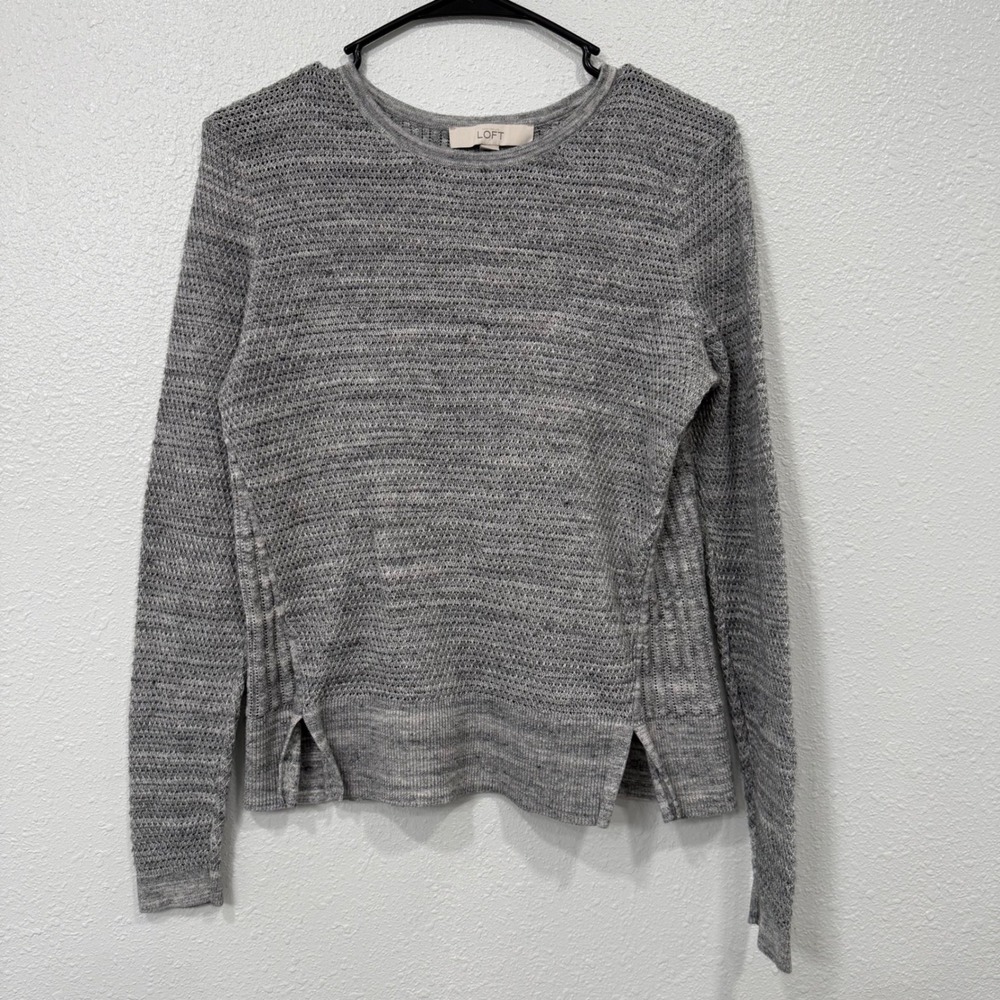 LOFT Women's Gray Knit Sweater Lightweight Pullover Long Sleeve Size S